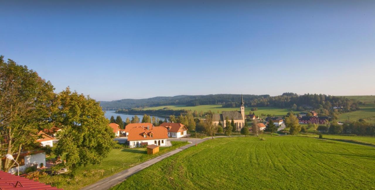 Přední Výtoň Pension Vyhlidka מראה חיצוני תמונה