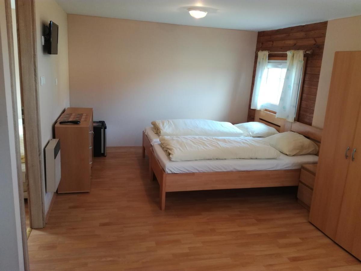 Přední Výtoň Pension Vyhlidka מראה חיצוני תמונה